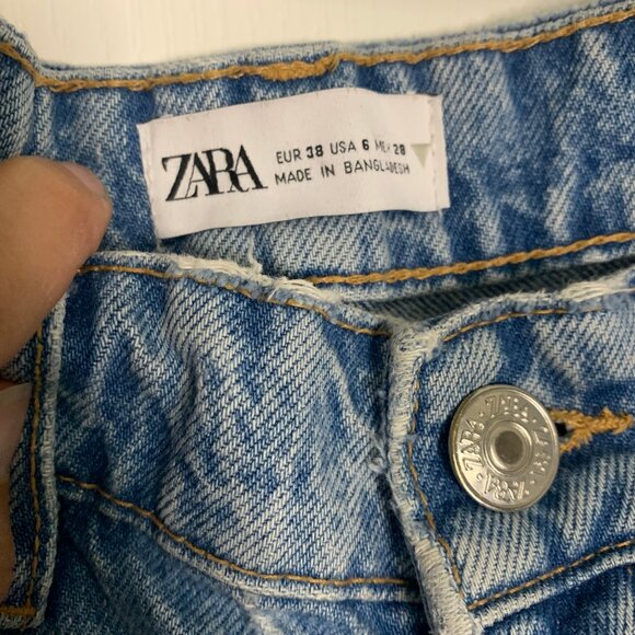 Zara Wide Leg Crop Jeans - Picture 2 of 4